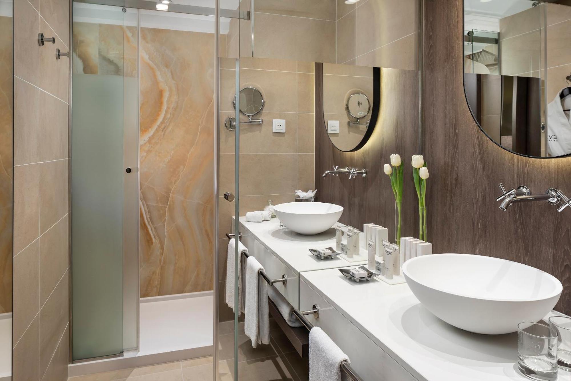 Hotel Melia Castilla 4*
